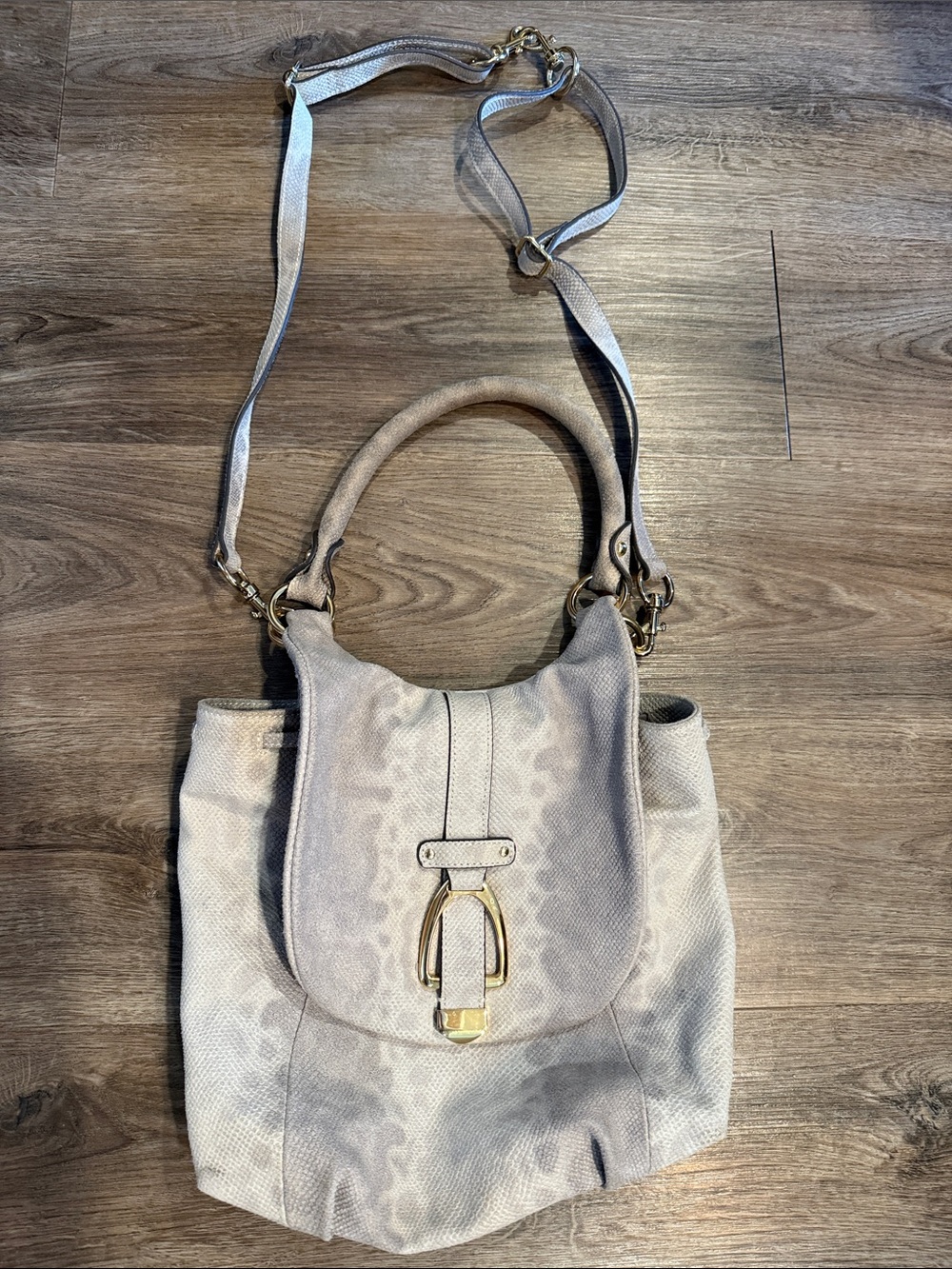 G.I.L.I. GOT IT LOVE IT Gray Snakeskin Leather Convertible Handbag Backpack - Picture 4 of 11